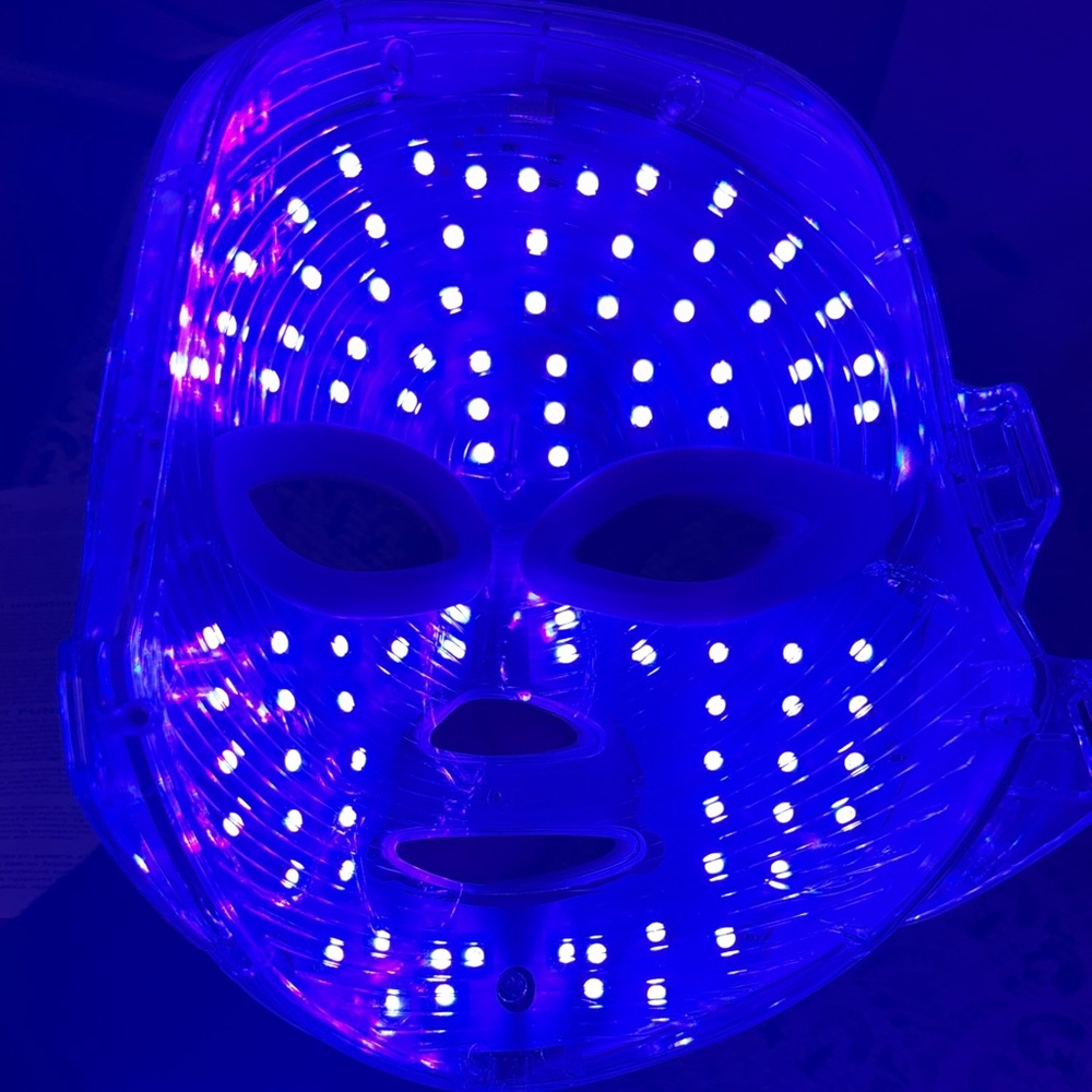 7-Color Facial Mask, Rechargeable Light Mask for Face Beauty Instrument - Picture 10 of 15